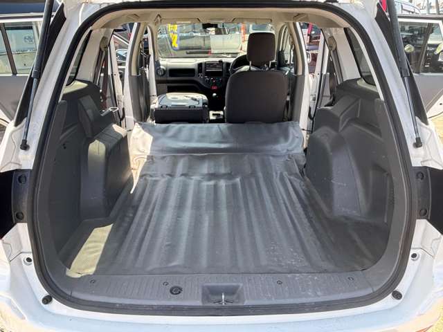 Nissan NV150 AD 11
