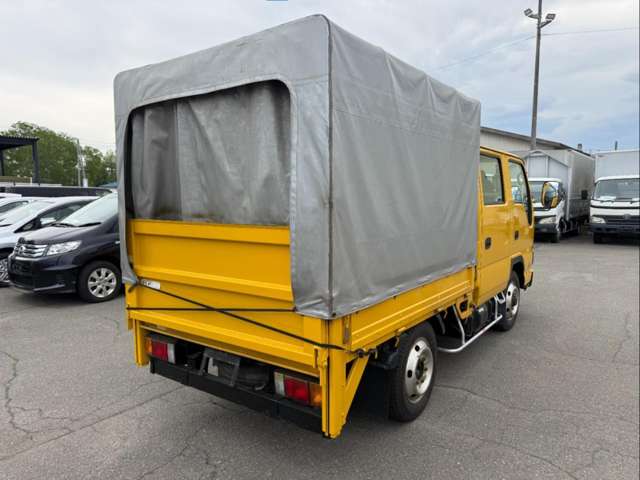 Isuzu Elf 6