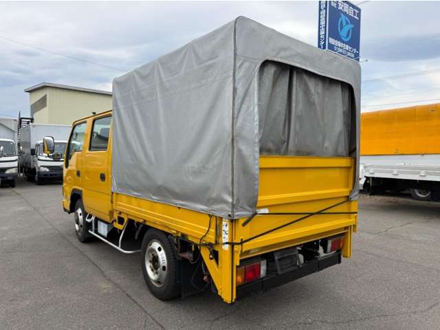 Isuzu Elf 8