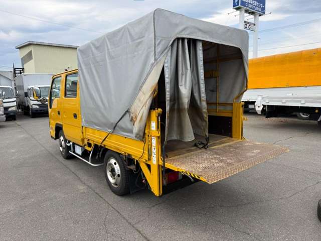 Isuzu Elf 10
