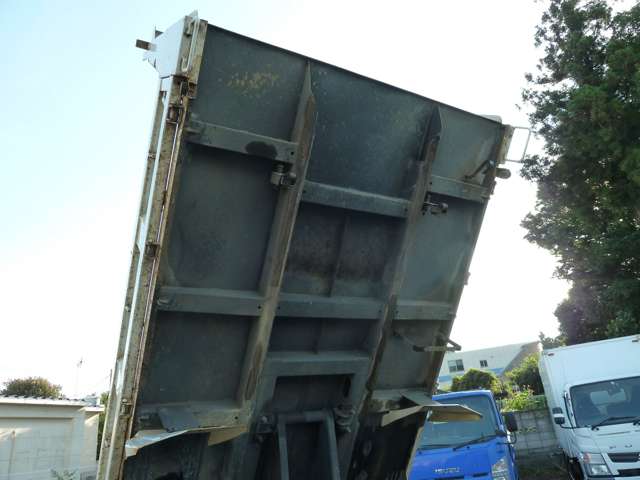 Mitsubishi Fuso Canter 12