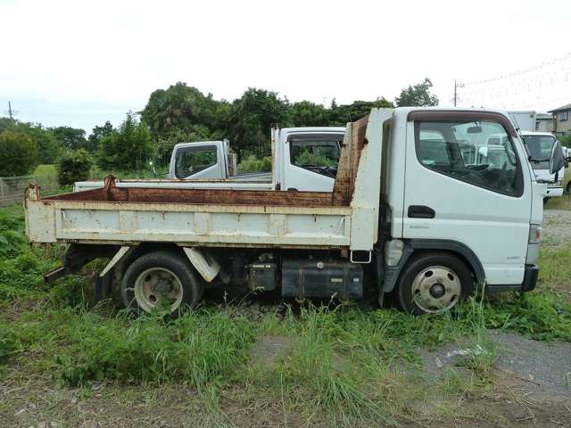 Mitsubishi Fuso Canter 4