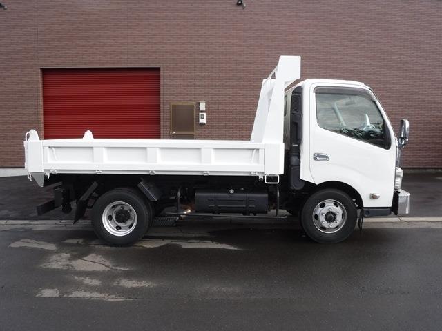 Hino Dutro 5