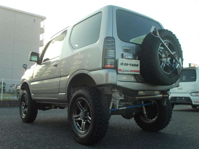 Suzuki Jimny 8