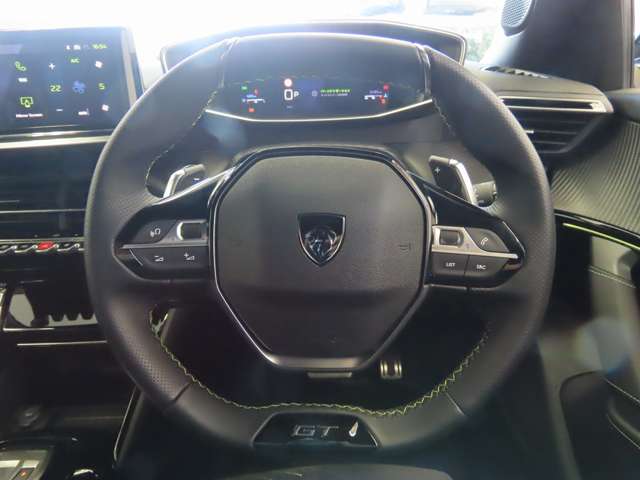 Peugeot SUV 2008 11
