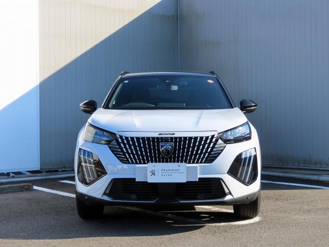 Peugeot SUV 2008 2