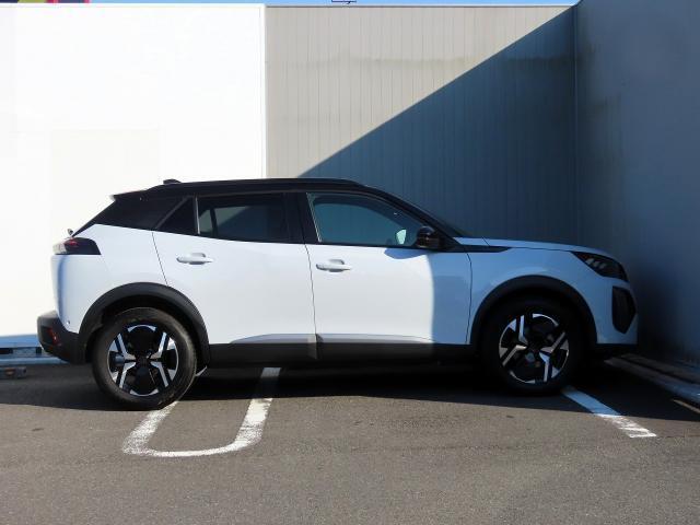 Peugeot SUV 2008 4