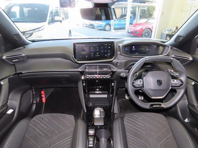 Peugeot SUV 2008 10