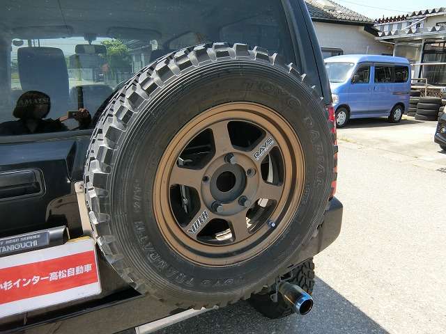 Suzuki Jimny 7
