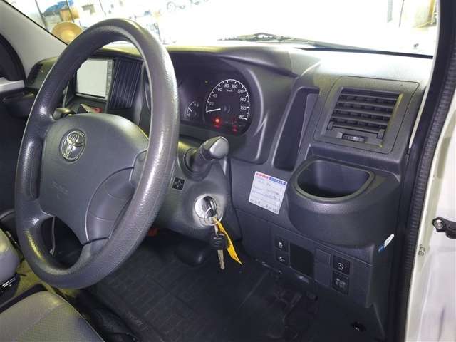 Toyota Town Ace Van 12