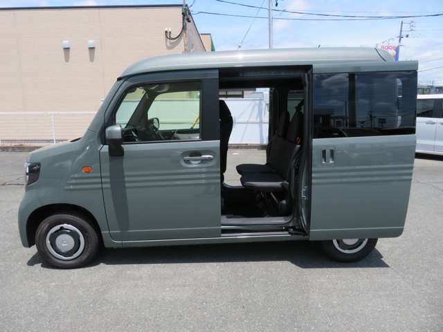 Honda N-VAN 9