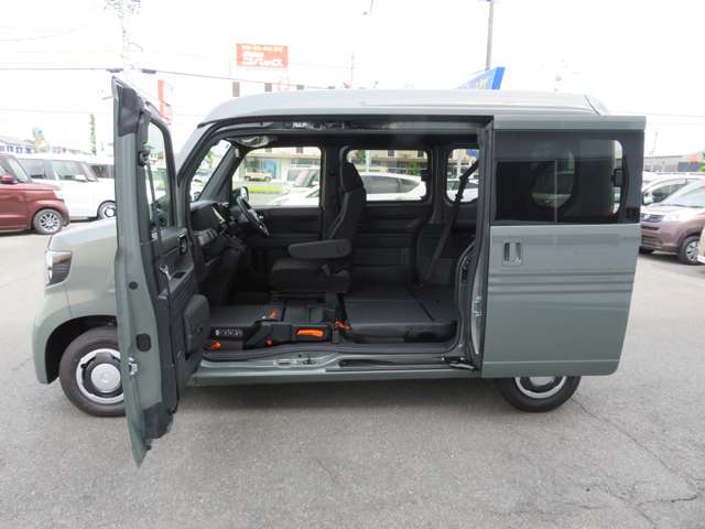 Honda N-VAN 10