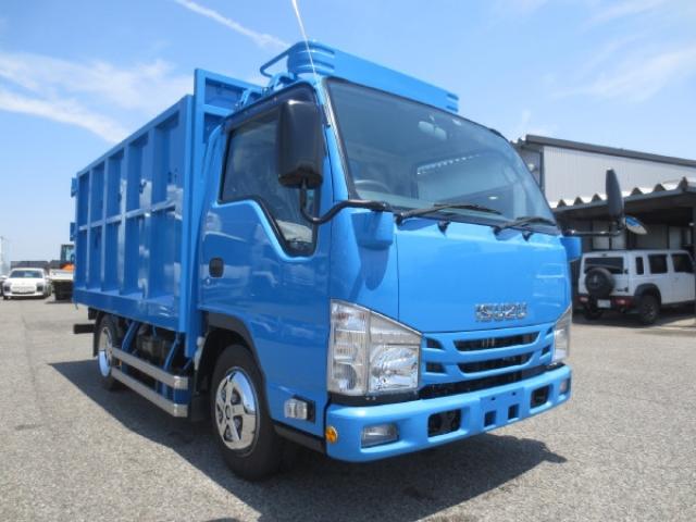Isuzu Elf 2