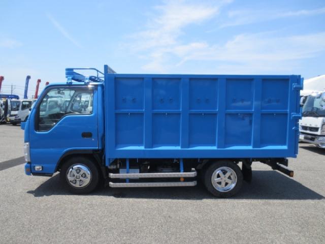 Isuzu Elf 9