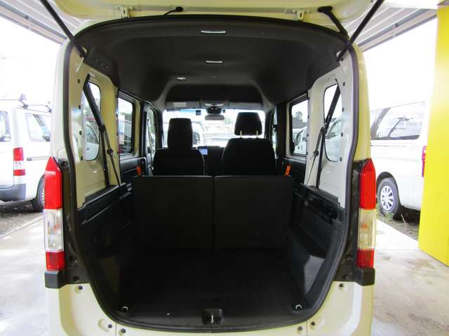 Honda N-VAN 9