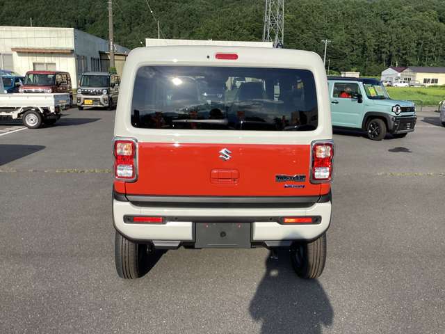 Suzuki Hustler 6