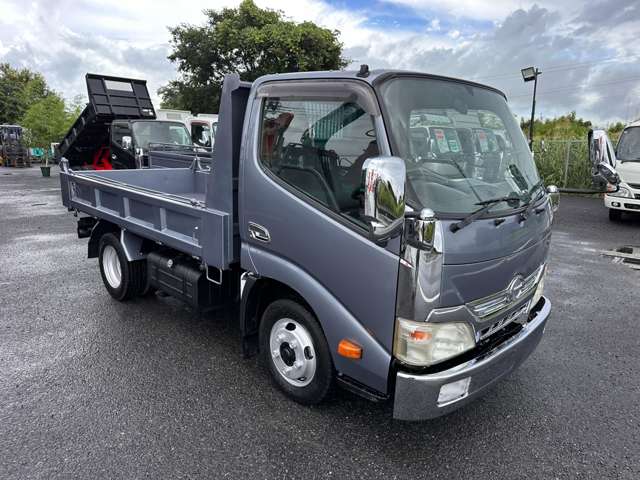 Hino Dutro 6