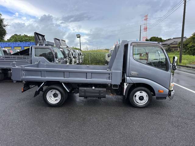 Hino Dutro 7