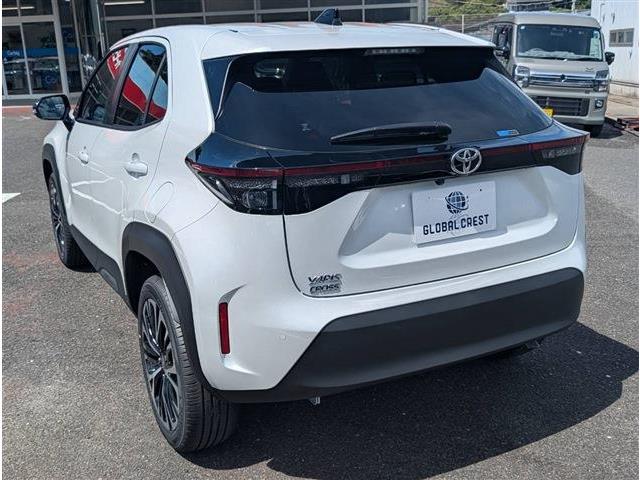 Toyota Yaris Cross 8