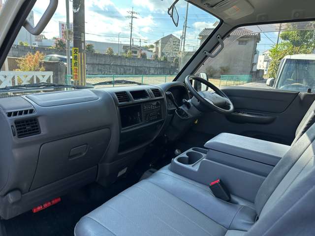 Nissan Vanette 4