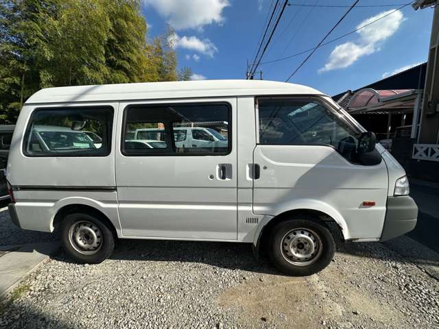 Nissan Vanette 9