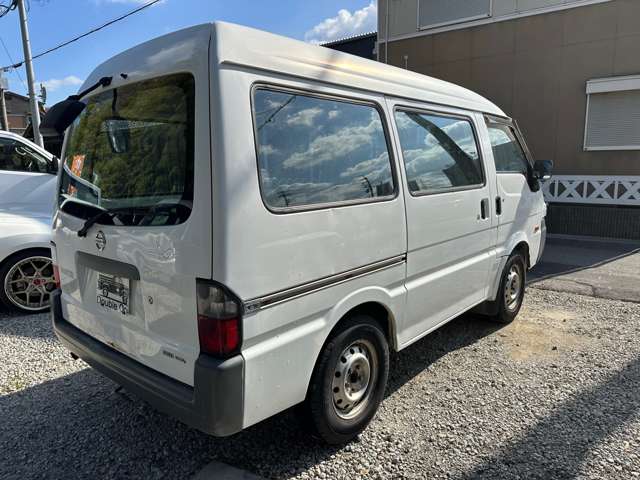 Nissan Vanette 10
