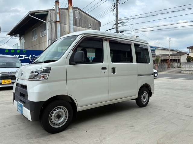 Daihatsu Hijet Cargo 7