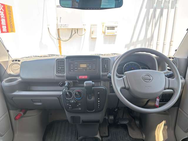 Nissan NV100 Clipper 4