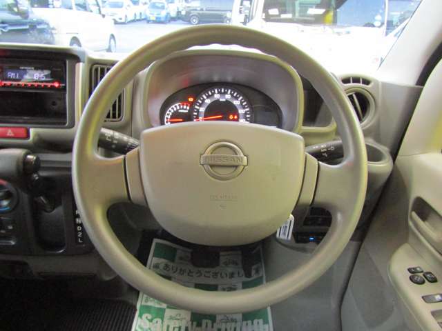 Nissan NV100 Clipper 5