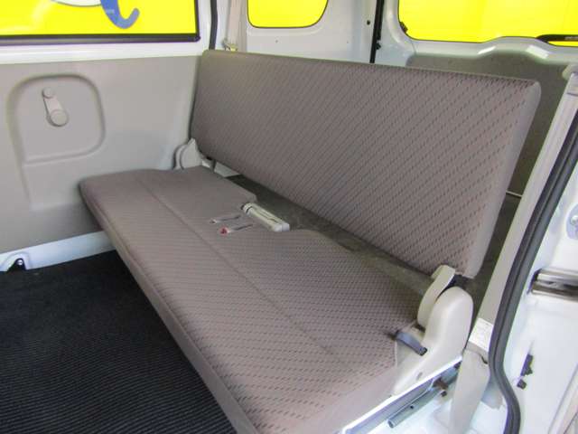 Nissan NV100 Clipper 8