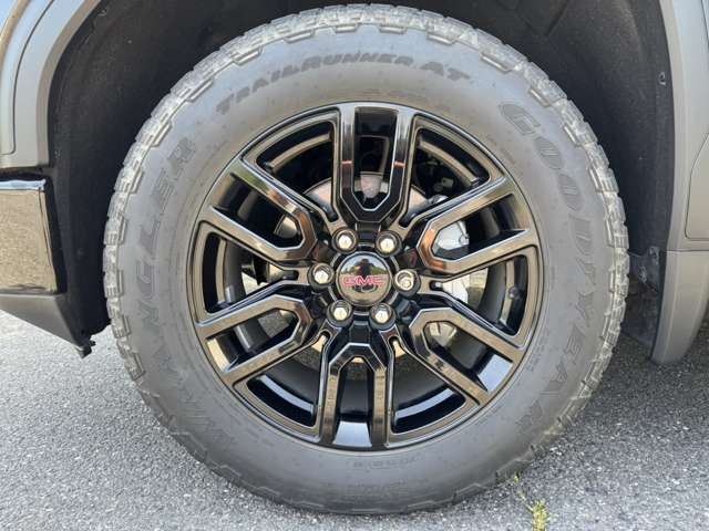 GMC Sierra 11