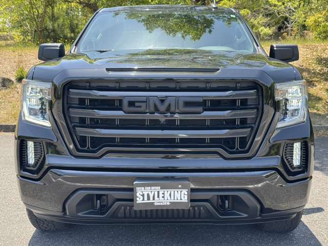 GMC Sierra 3