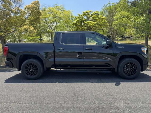 GMC Sierra 5