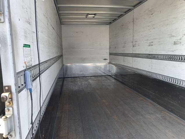 Mitsubishi Fuso Canter 11