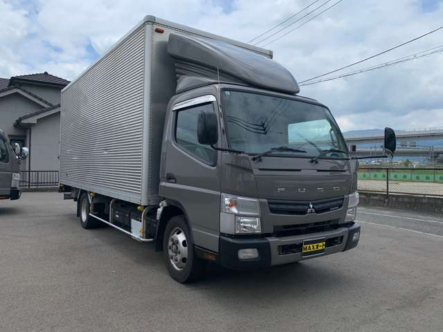 Mitsubishi Fuso Canter 4