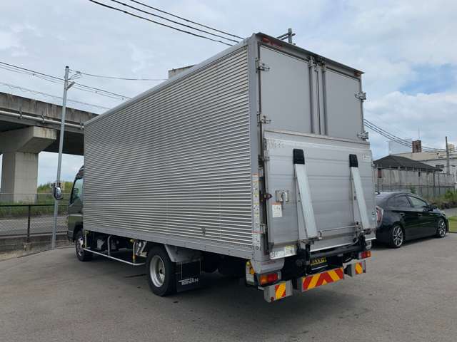 Mitsubishi Fuso Canter 5