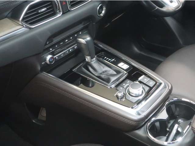 Mazda CX-8 8