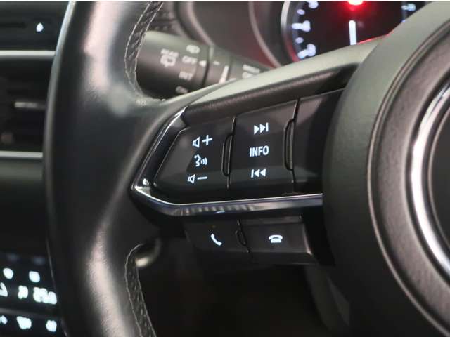 Mazda CX-8 9