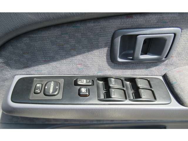 Toyota Hilux 11