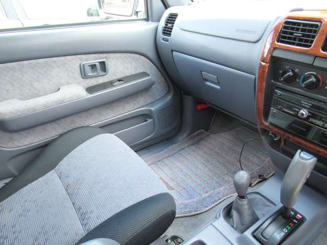 Toyota Hilux 6