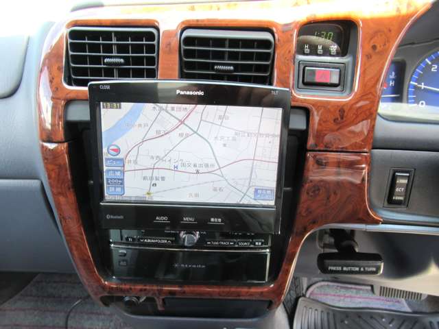 Toyota Hilux 8