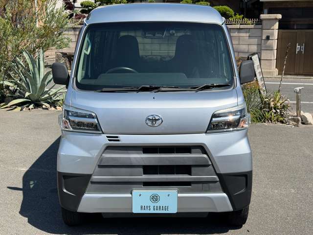 Toyota Pixis Van 9