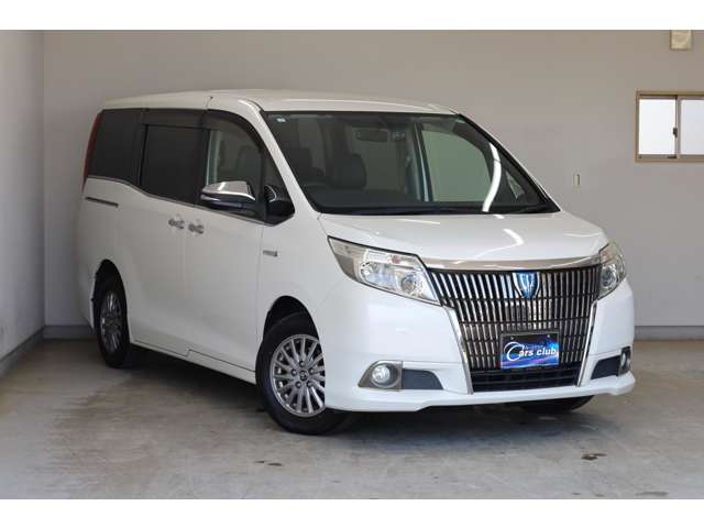 Toyota Esquire 2