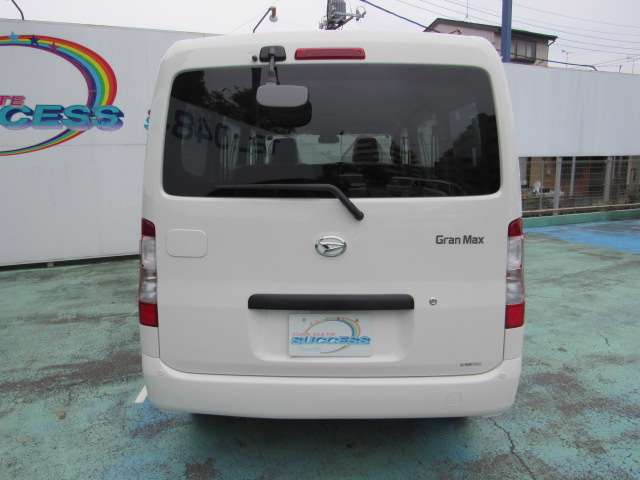 Daihatsu グランマックスカーゴ 11