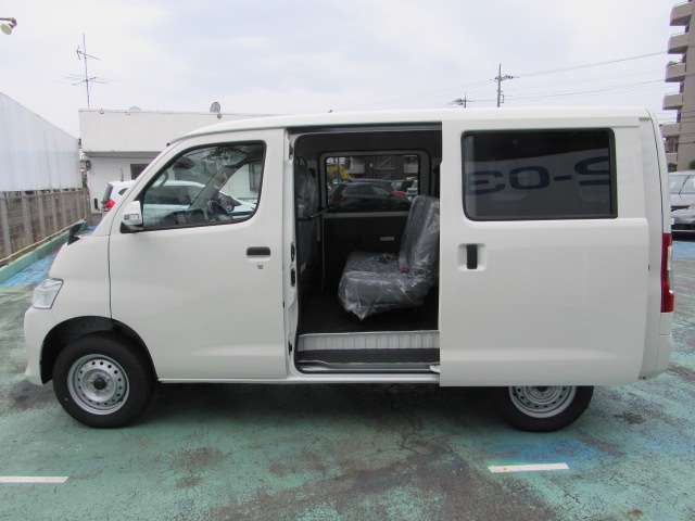 Daihatsu グランマックスカーゴ 9