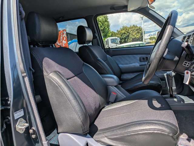 Toyota Hilux 11