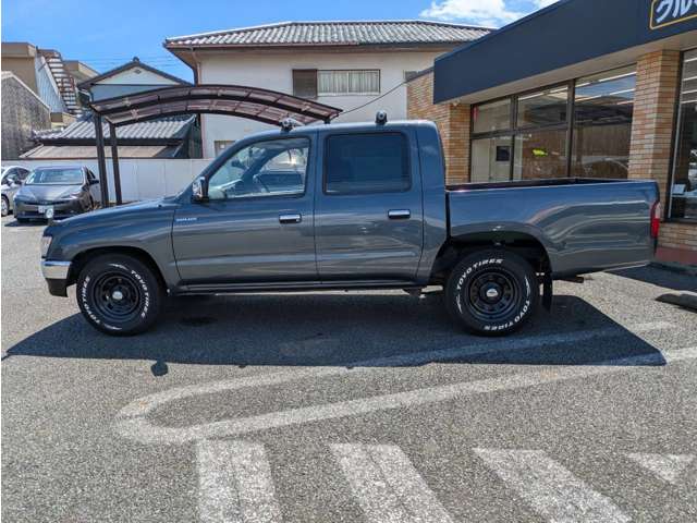 Toyota Hilux 9