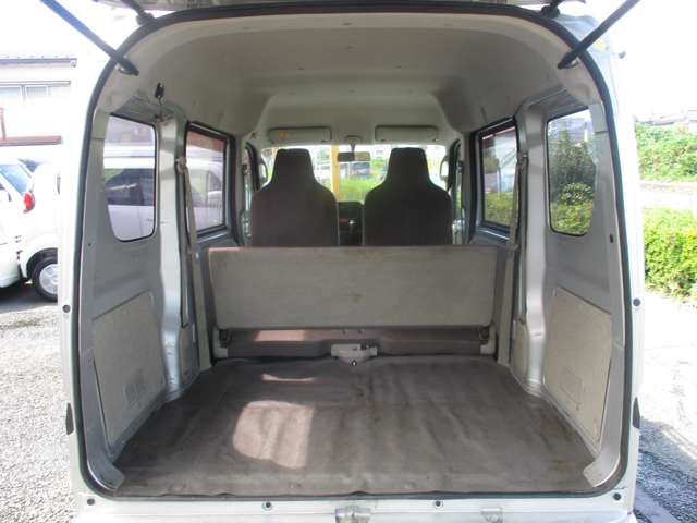 Mitsubishi Minicab Van 8