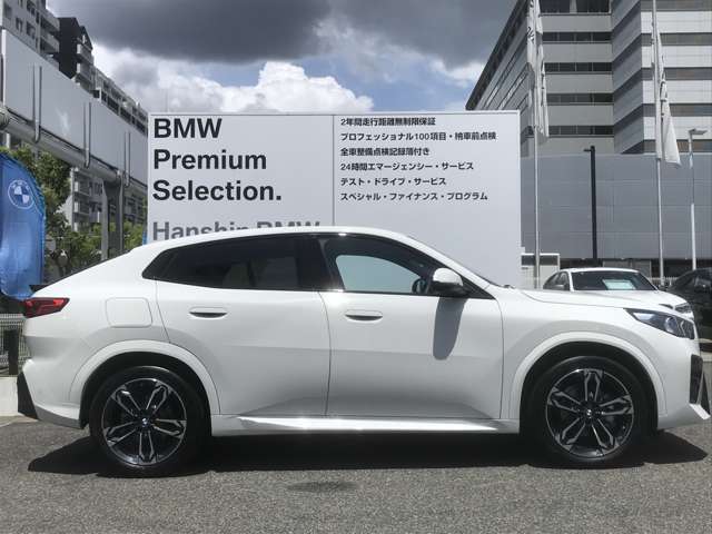 BMW X2 11
