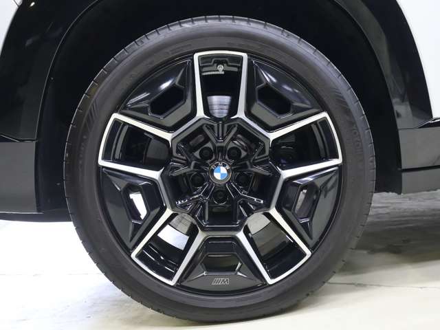 BMW XM 3